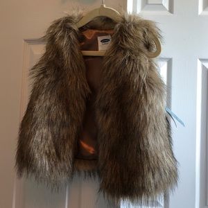 Old navy 18-24 months faux fur vest